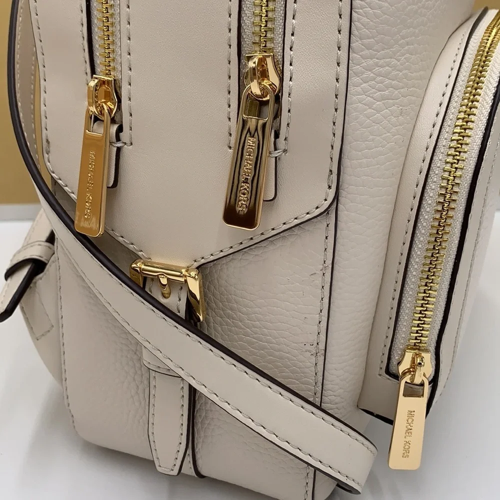 Michael Kors JAYCEE MEDIUM ZIP POCKET BACKPACK LIGHT CREAM COLOR